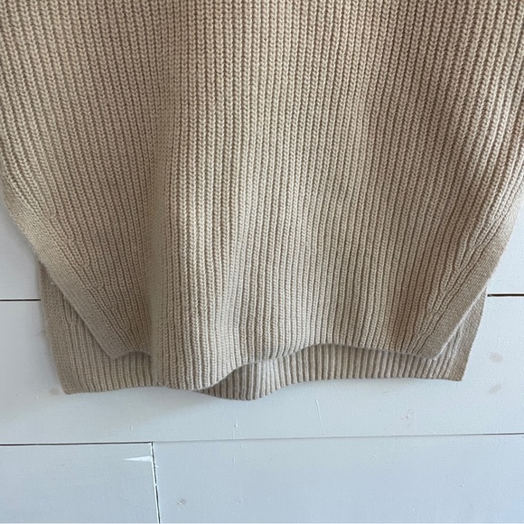 H&M Beige Knit Sweater Vest - Picture 2 of 6
